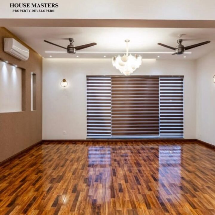 Real Estate Agency