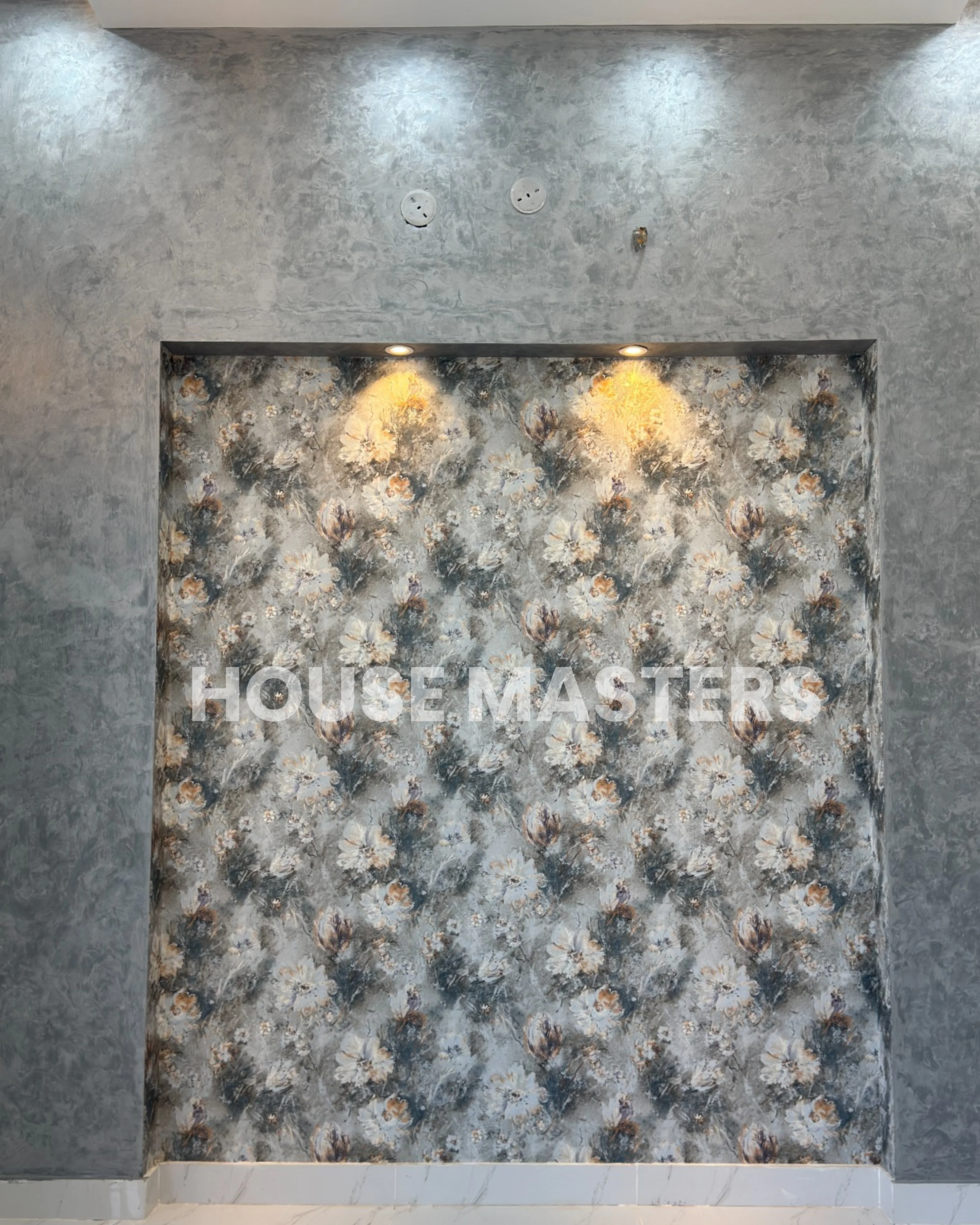 Floral feature wall with modern design in a 5 Marla home in Bahria Orchard